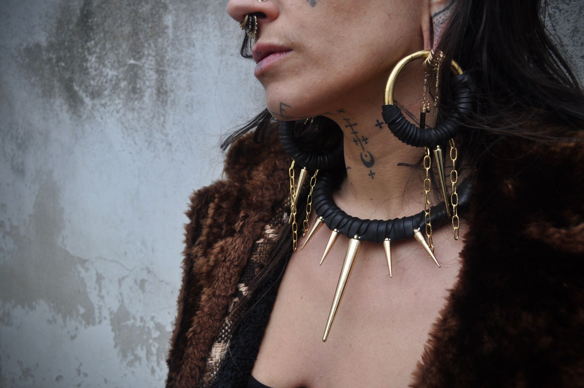 BALANCE EARRINGS