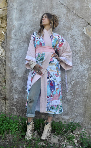 Geisha Rose kimono