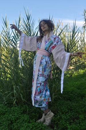 Geisha Rose kimono